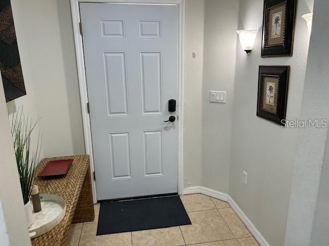 For Rent: $2,900 (2 beds, 2 baths, 1114 Square Feet)