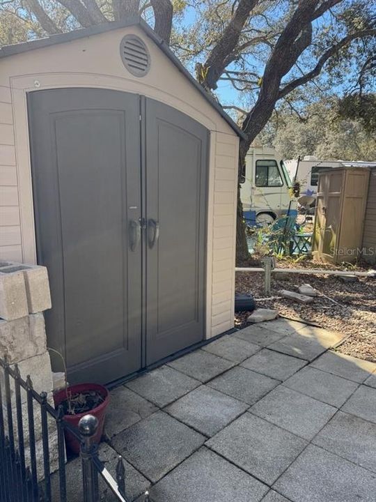 На продажу: $35,000 (0.04 acres)