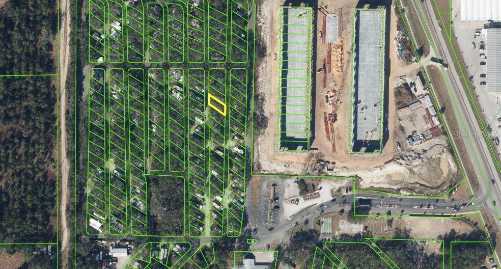 На продажу: $35,000 (0.04 acres)