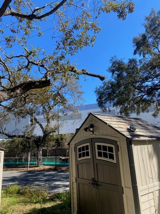 На продажу: $35,000 (0.04 acres)