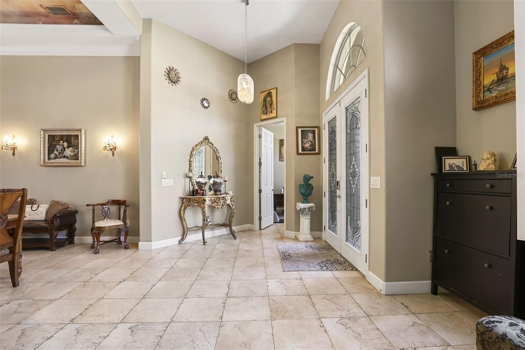 For Sale: $960,000 (5 beds, 4 baths, 3891 Square Feet)