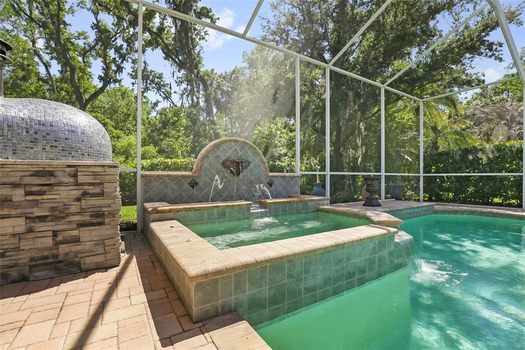 For Sale: $960,000 (5 beds, 4 baths, 3891 Square Feet)