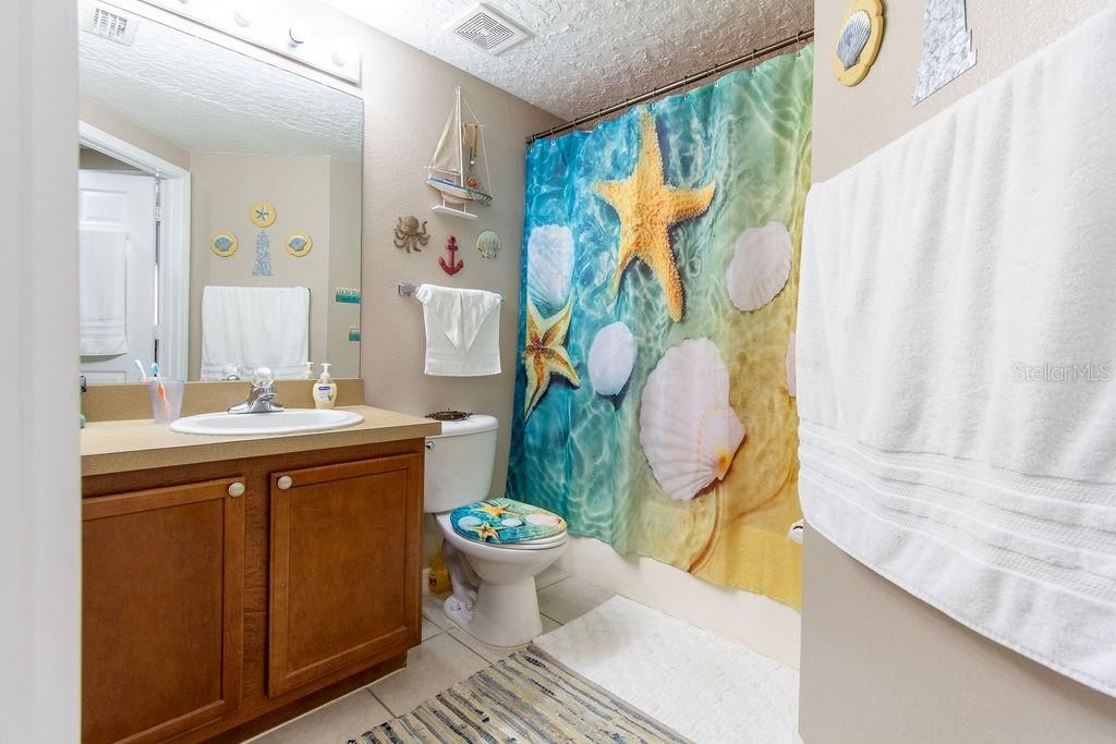 For Sale: $169,000 (3 beds, 2 baths, 1151 Square Feet)
