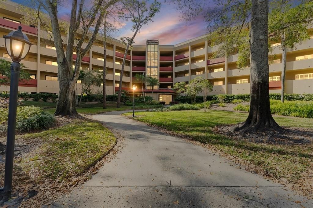 For Sale: $204,900 (2 beds, 2 baths, 1250 Square Feet)