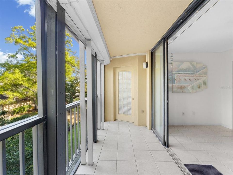For Sale: $204,900 (2 beds, 2 baths, 1250 Square Feet)