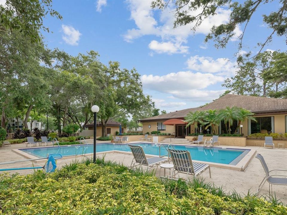 For Sale: $204,900 (2 beds, 2 baths, 1250 Square Feet)