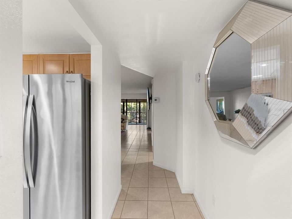 For Sale: $204,900 (2 beds, 2 baths, 1250 Square Feet)