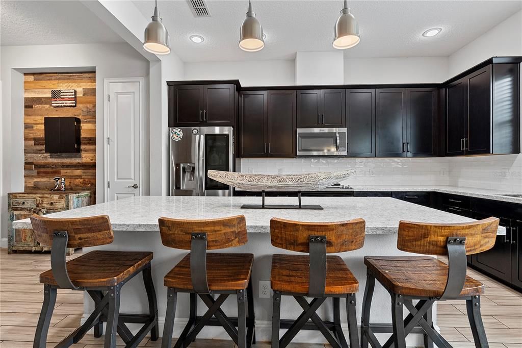 En Venta: $420,000 (4 camas, 3 baños, 2014 Pies cuadrados)