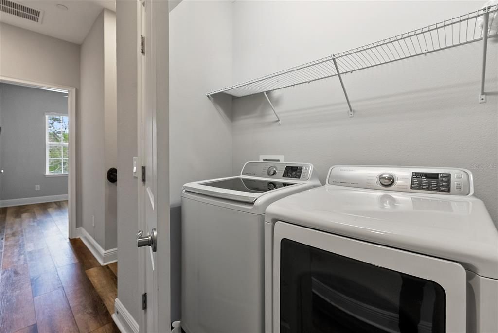 En Venta: $420,000 (4 camas, 3 baños, 2014 Pies cuadrados)