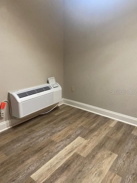 For Rent: $1,200 (1 beds, 1 baths, 525 Square Feet)