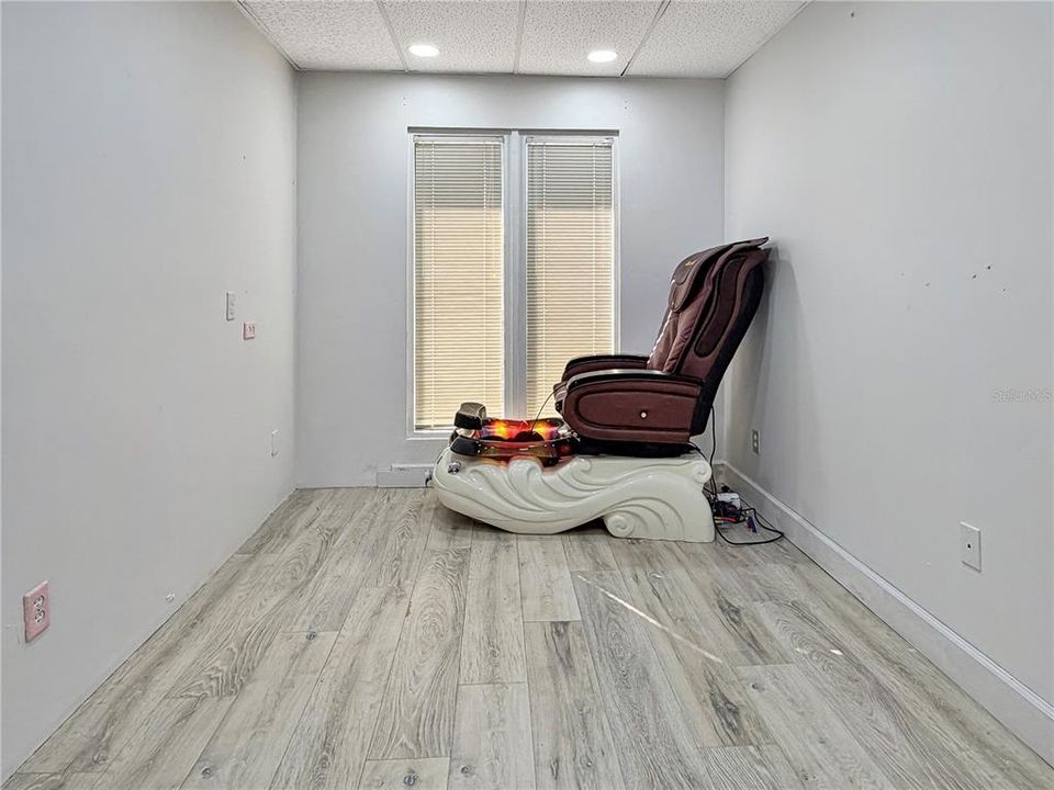 待售: $379,000 (0 贝兹, 0 浴室, 1840 平方英尺)