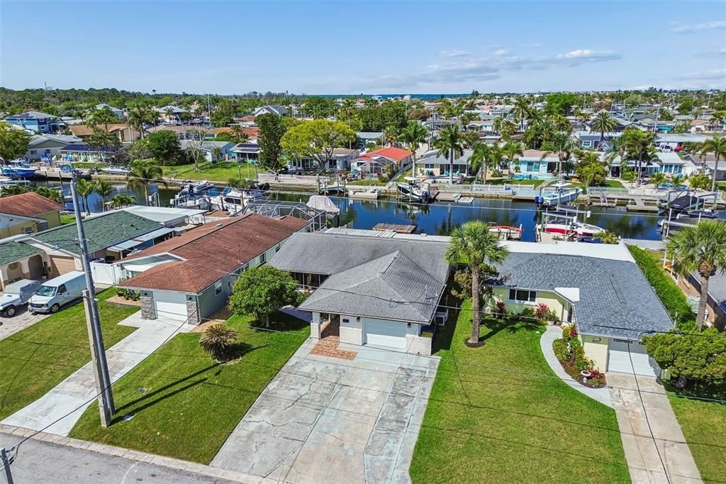 En Venta: $429,000 (2 camas, 2 baños, 1116 Pies cuadrados)