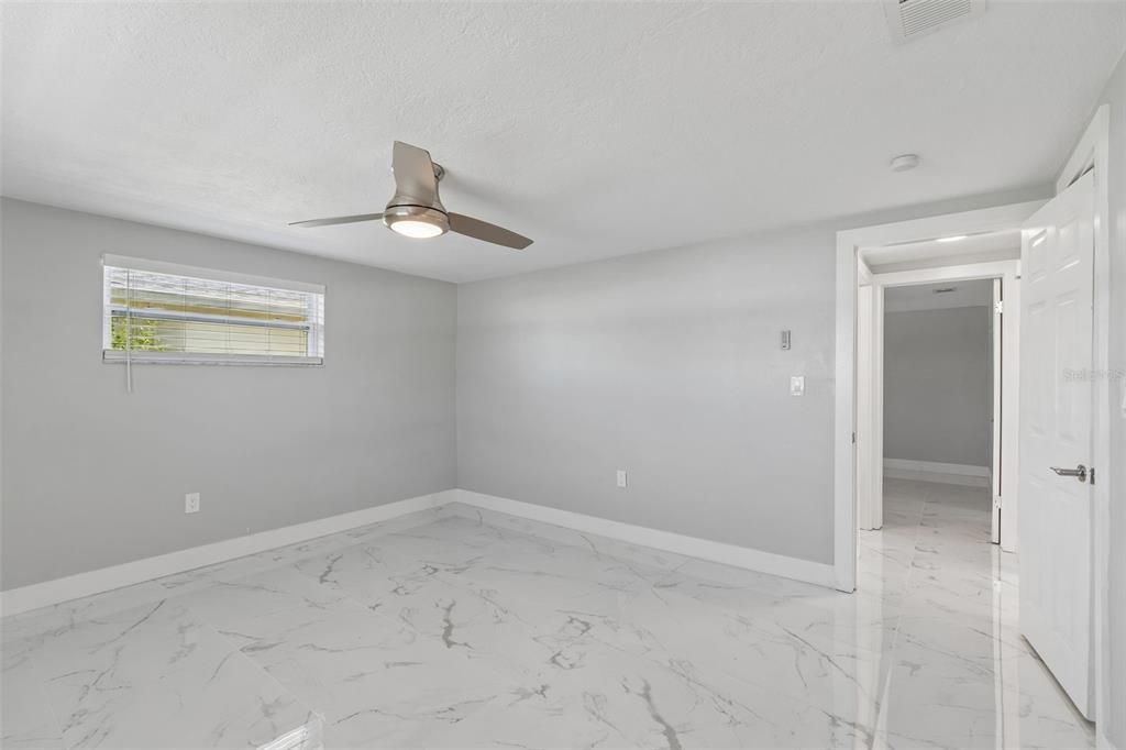 En Venta: $429,000 (2 camas, 2 baños, 1116 Pies cuadrados)