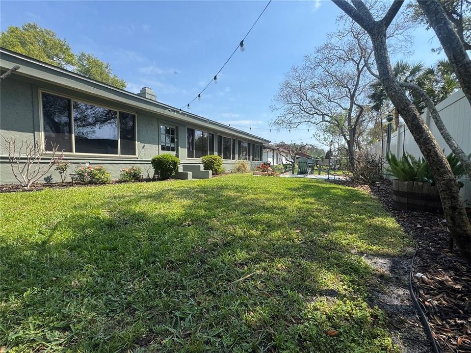 For Sale: $769,995 (3 beds, 2 baths, 2469 Square Feet)