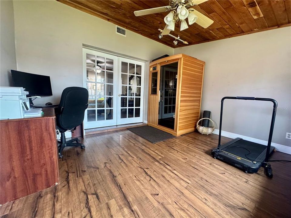For Sale: $769,995 (3 beds, 2 baths, 2469 Square Feet)