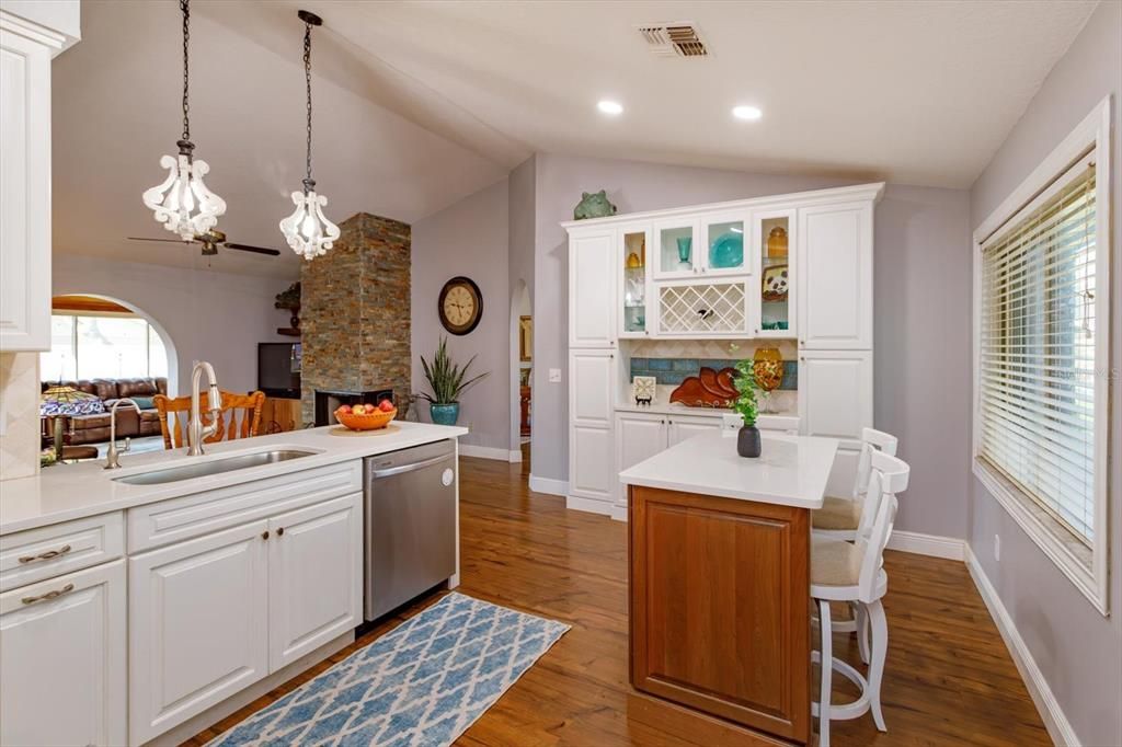 For Sale: $769,995 (3 beds, 2 baths, 2469 Square Feet)