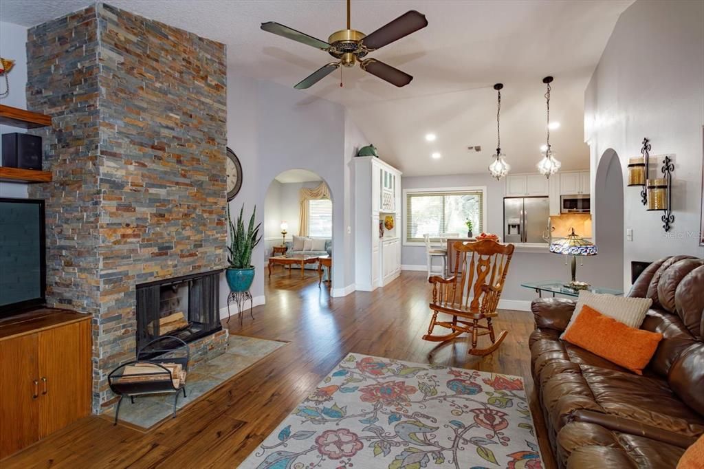 For Sale: $769,995 (3 beds, 2 baths, 2469 Square Feet)