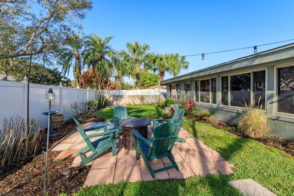 For Sale: $769,995 (3 beds, 2 baths, 2469 Square Feet)
