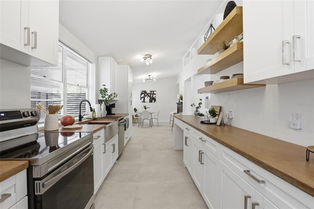 For Sale: $649,900 (4 beds, 4 baths, 2407 Square Feet)