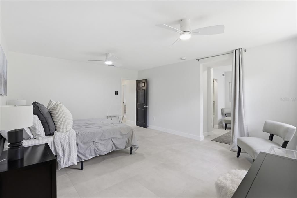 For Sale: $649,900 (4 beds, 4 baths, 2407 Square Feet)