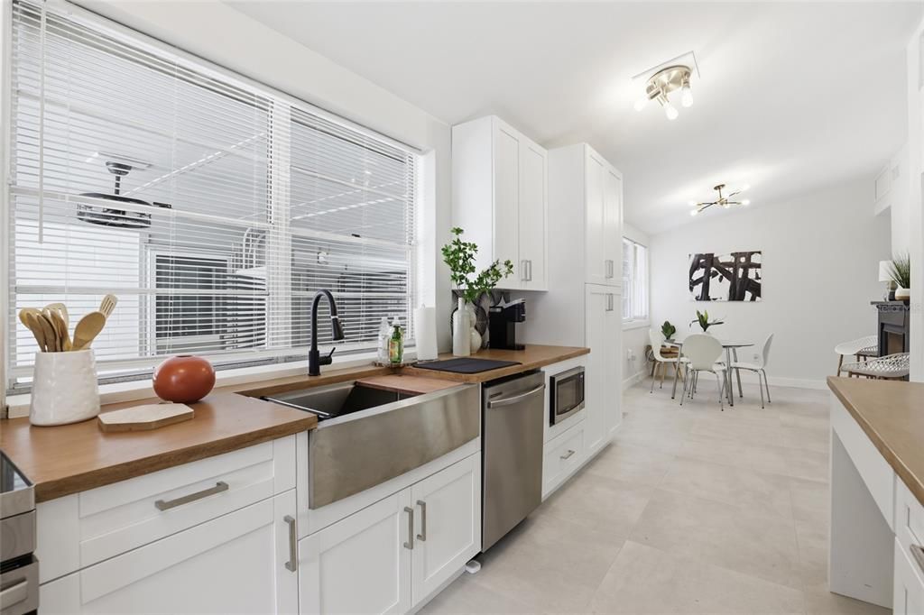 For Sale: $649,900 (4 beds, 4 baths, 2407 Square Feet)