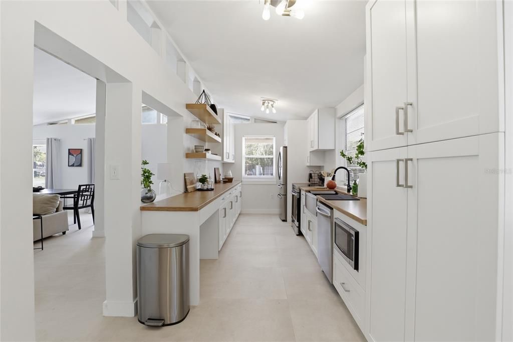 For Sale: $649,900 (4 beds, 4 baths, 2407 Square Feet)