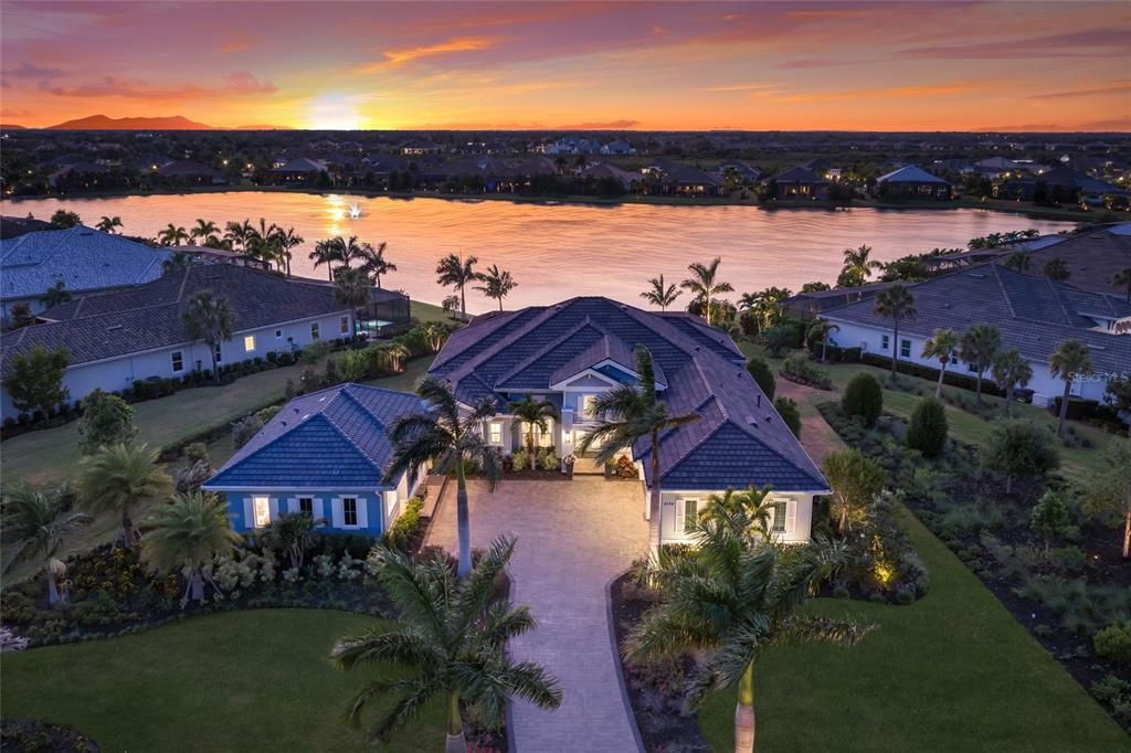For Sale: $2,985,000 (5 beds, 5 baths, 3734 Square Feet)