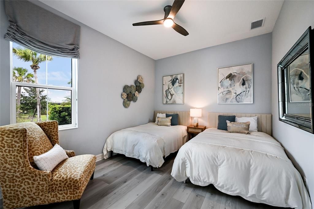 For Sale: $2,985,000 (5 beds, 5 baths, 3734 Square Feet)
