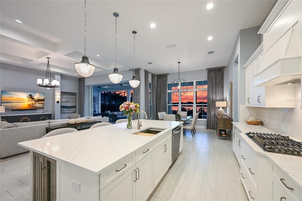 For Sale: $2,985,000 (5 beds, 5 baths, 3734 Square Feet)