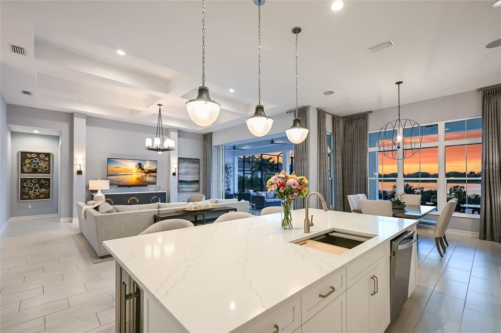 For Sale: $2,985,000 (5 beds, 5 baths, 3734 Square Feet)