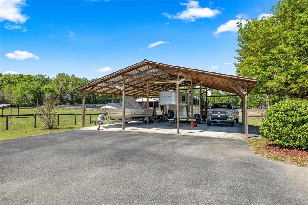 For Sale: $1,150,000 (3 beds, 2 baths, 1564 Square Feet)