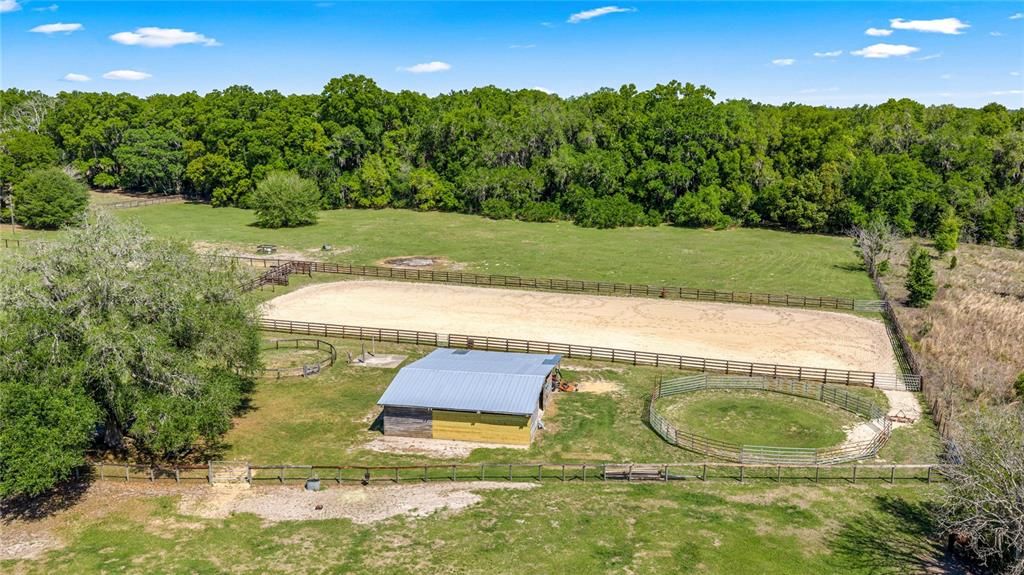 For Sale: $1,150,000 (3 beds, 2 baths, 1564 Square Feet)