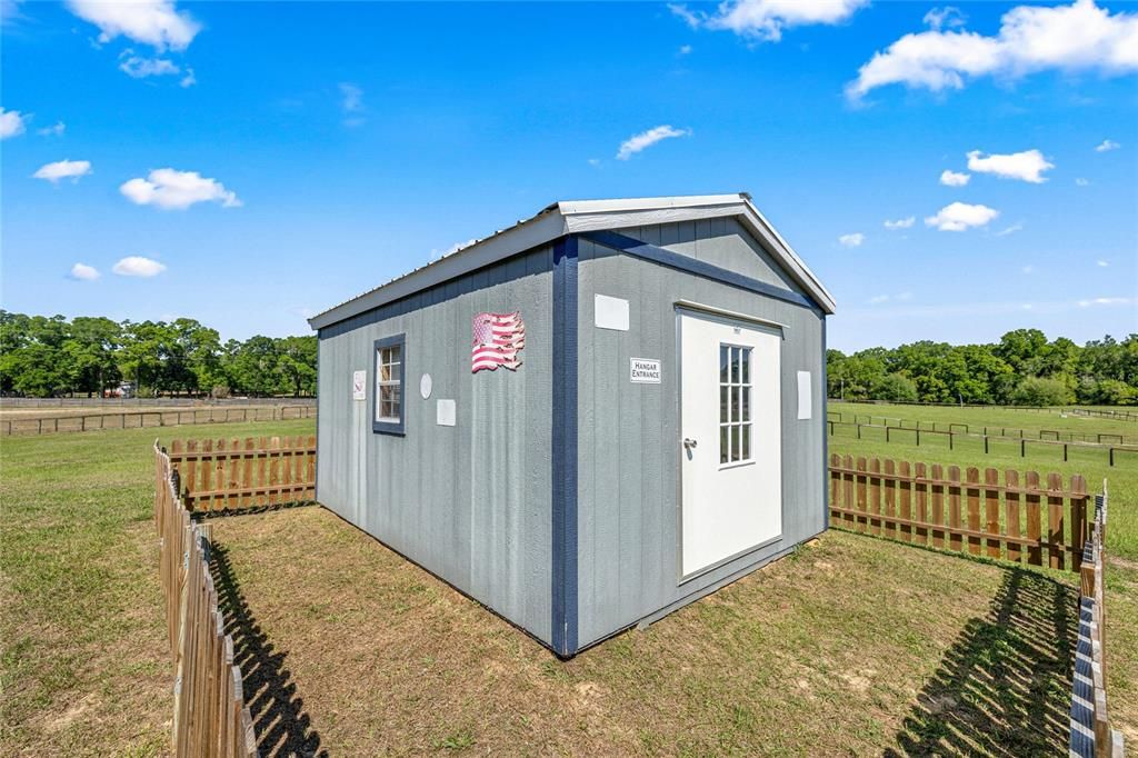 For Sale: $1,150,000 (3 beds, 2 baths, 1564 Square Feet)