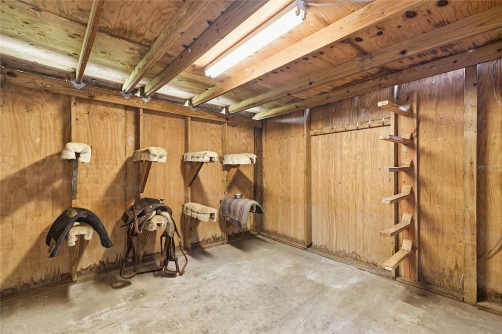 For Sale: $1,150,000 (3 beds, 2 baths, 1564 Square Feet)