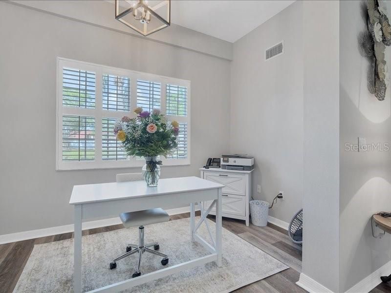 For Rent: $4,200 (2 beds, 2 baths, 1215 Square Feet)