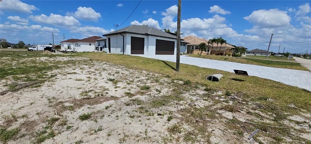 На продажу: $595,000 (3 спален, 3 ванн, 2048 Квадратных фут)