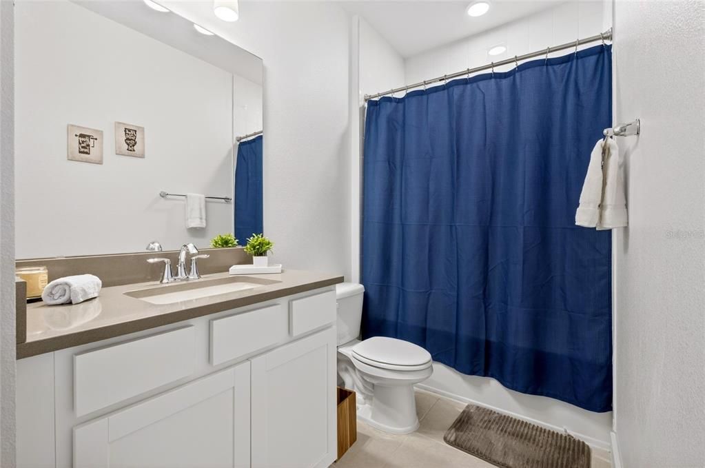 En Venta: $1,084,999 (5 camas, 4 baños, 3617 Pies cuadrados)