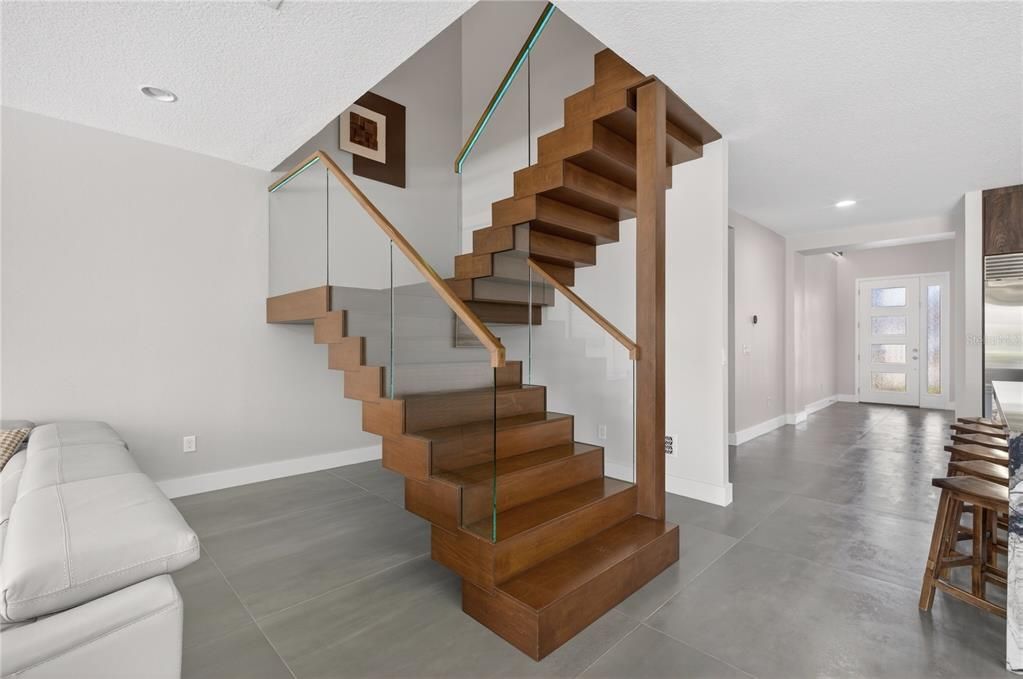 En Venta: $1,084,999 (5 camas, 4 baños, 3617 Pies cuadrados)