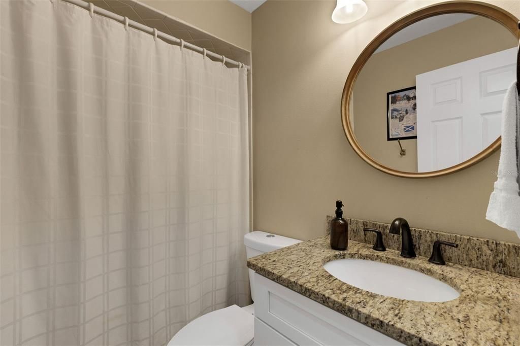 Activo con contrato: $579,900 (4 camas, 3 baños, 2725 Pies cuadrados)
