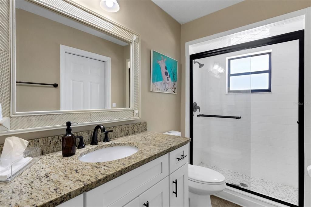 Activo con contrato: $579,900 (4 camas, 3 baños, 2725 Pies cuadrados)