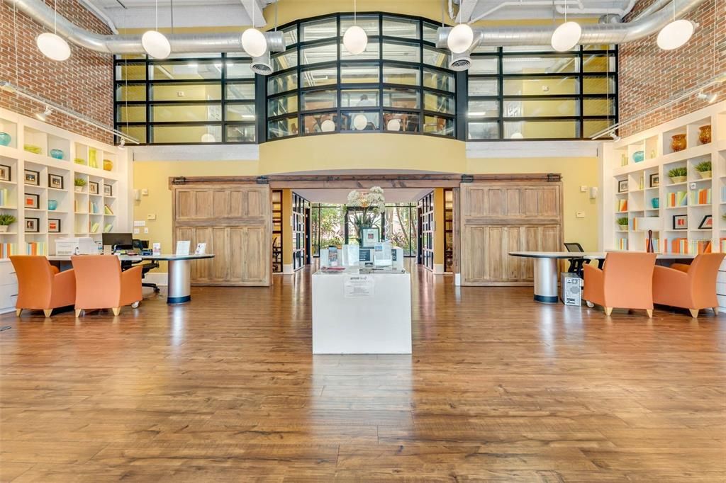 Activo con contrato: $205,000 (2 camas, 2 baños, 1053 Pies cuadrados)