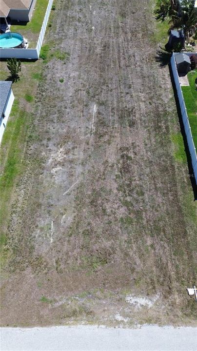 待售: $50,000 (0.23 acres)