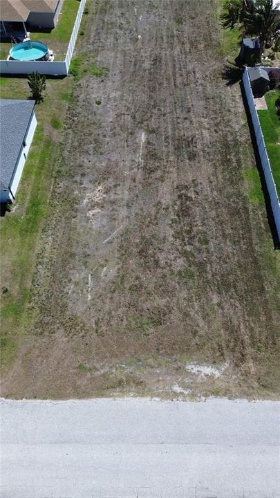 待售: $50,000 (0.23 acres)