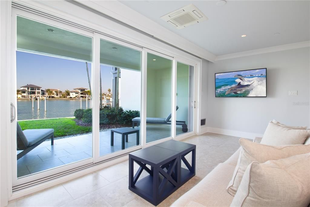 En Venta: $1,899,900 (4 camas, 3 baños, 2794 Pies cuadrados)