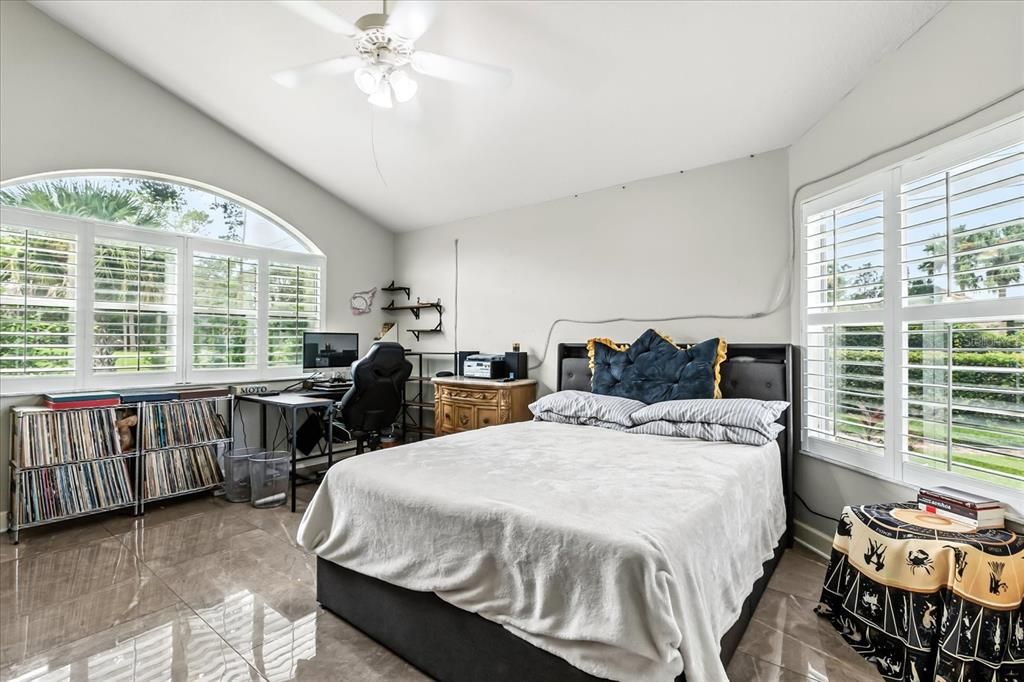 На продажу: $1,100,000 (4 спален, 3 ванн, 3691 Квадратных фут)