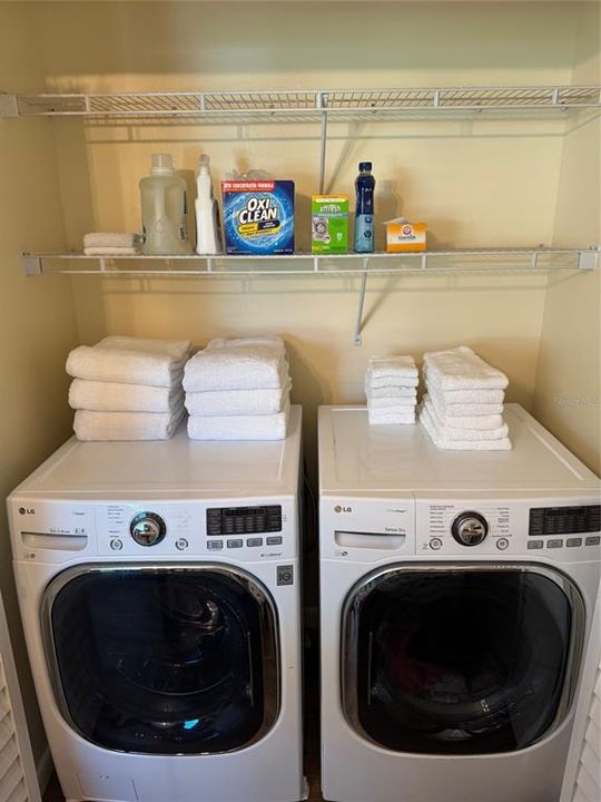 For Rent: $1,900 (2 beds, 1 baths, 750 Square Feet)