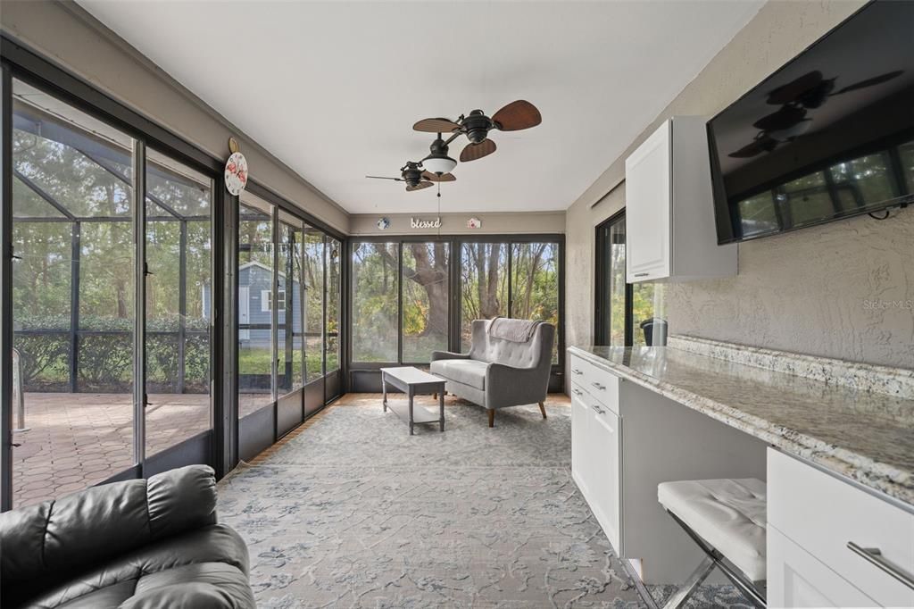 Active With Contract: $430,000 (3 beds, 3 baths, 2204 Square Feet)