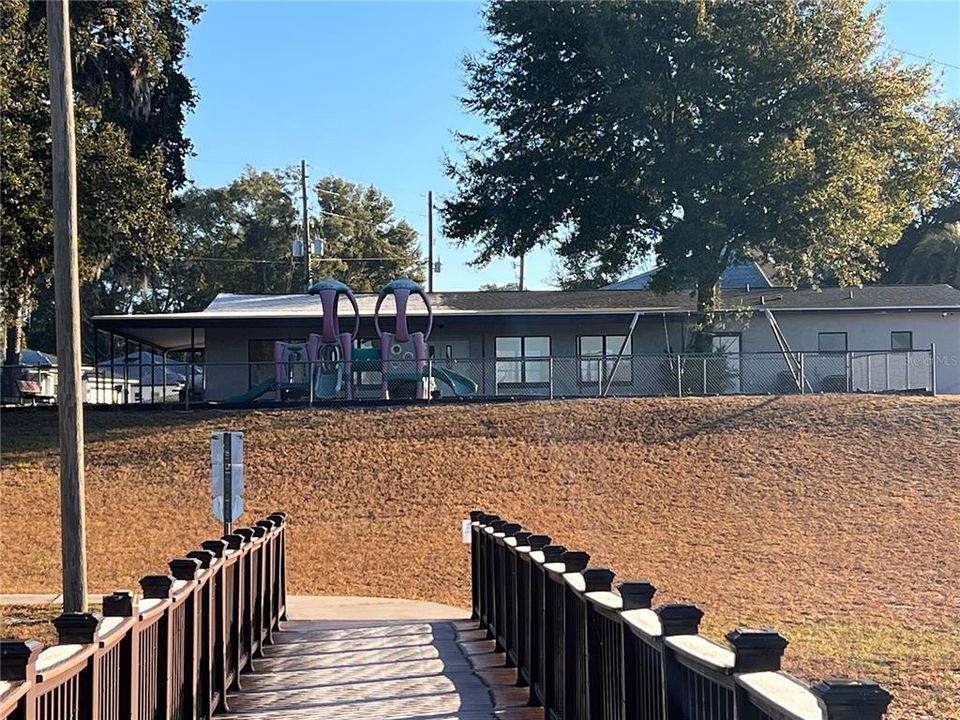 待售: $39,500 (0.97 acres)