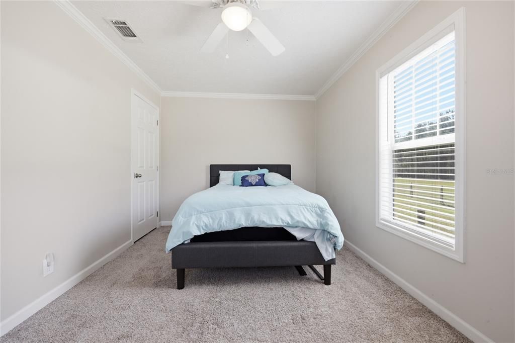 Active With Contract: $229,000 (3 beds, 2 baths, 1008 Square Feet)
