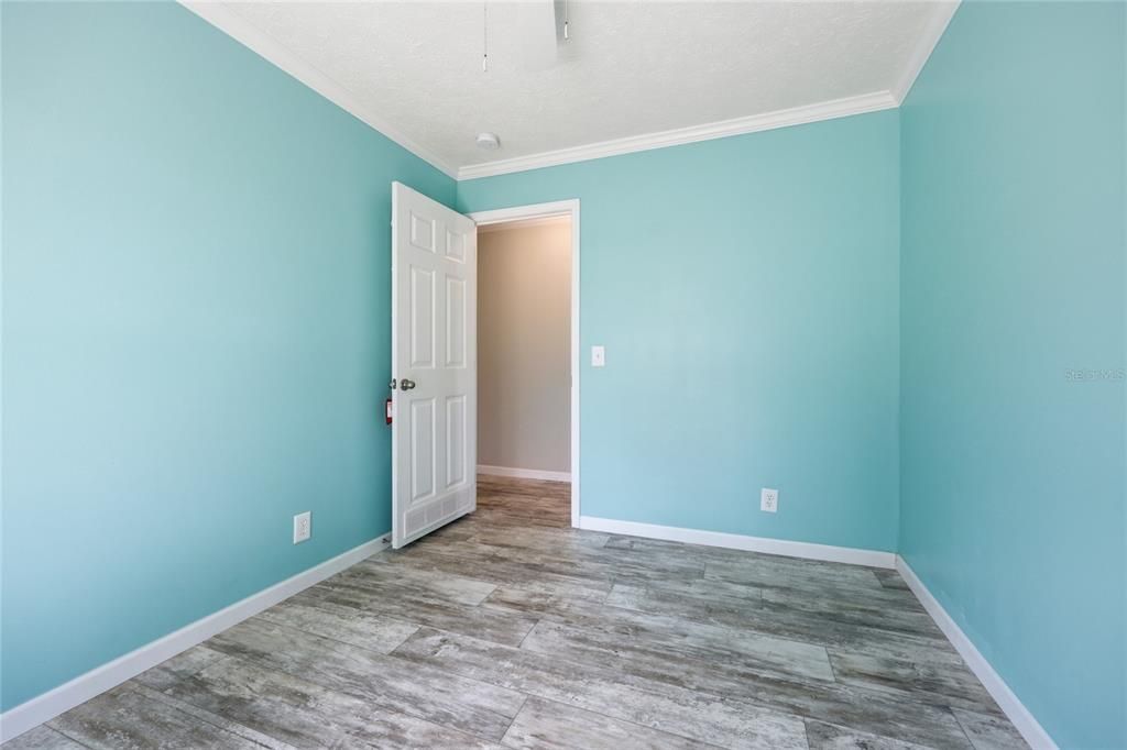 Active With Contract: $229,000 (3 beds, 2 baths, 1008 Square Feet)